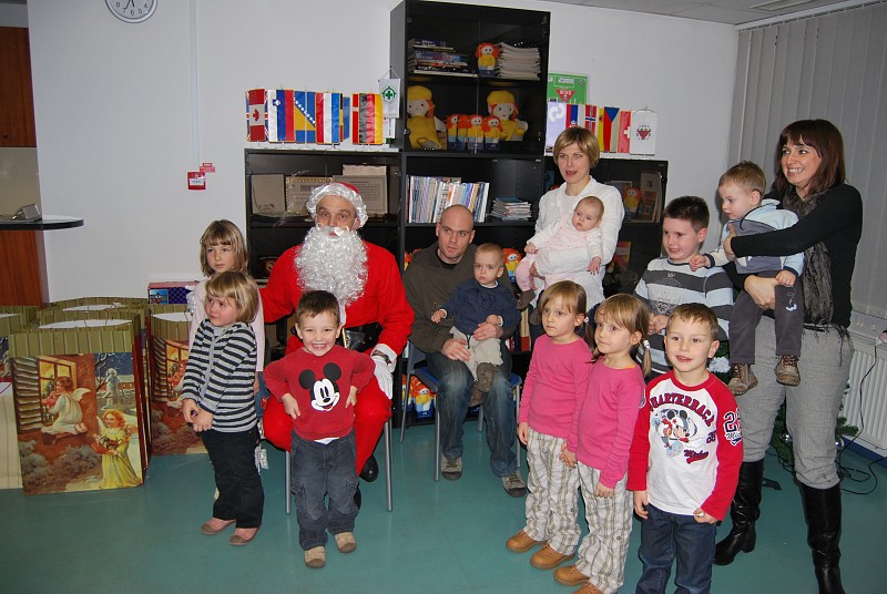 Santa Claus Visits ITF