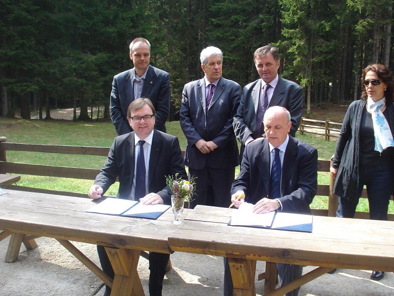 MOU signed with Ministry of Urban Planning and Environmental Protection – Canton Sarajevo