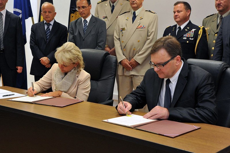 Memorandum of Understanding on Cooperation in the field of ammunition and explosive management signed with the Ministry of Defence of the Republic of Croatia 